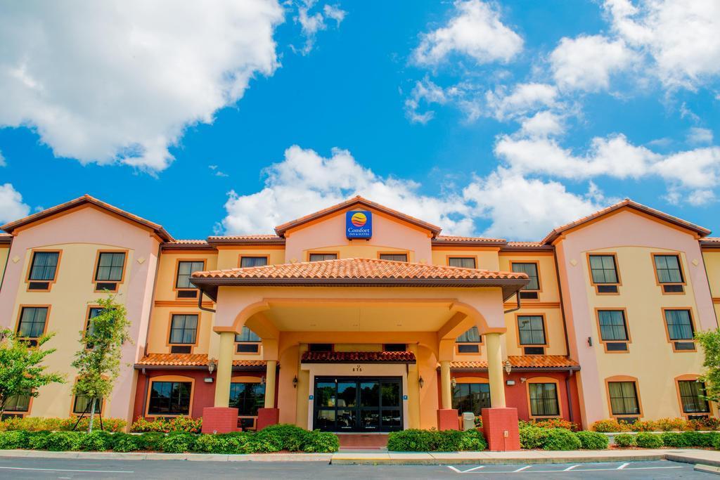 Comfort Inn & Suites Northeast - Gateway Sankt Petersburg Zewnętrze zdjęcie