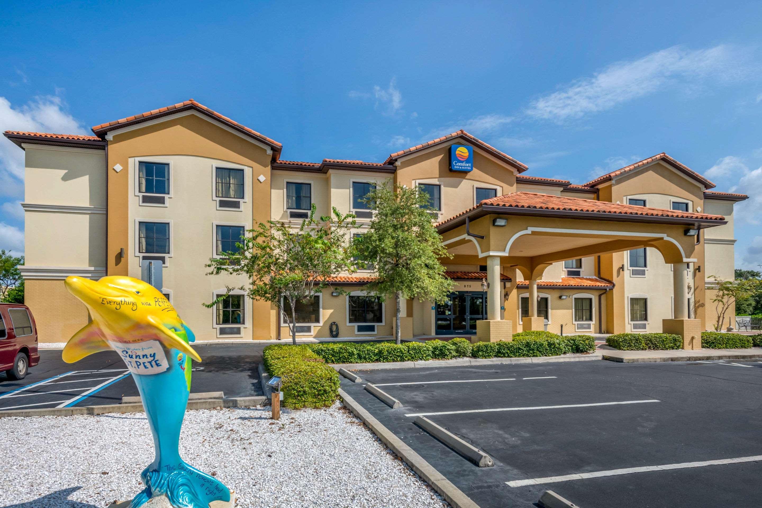 Comfort Inn & Suites Northeast - Gateway Sankt Petersburg Zewnętrze zdjęcie
